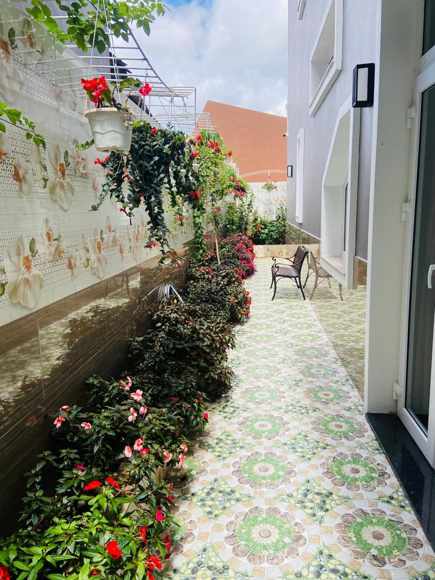 Minh Chien Hotel Đà Lạt Extérieur photo